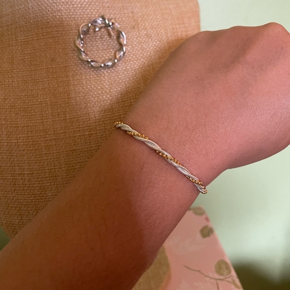 Elegant Silver and Gold Bracelet and silver bow brooch - Picture 7 of 9